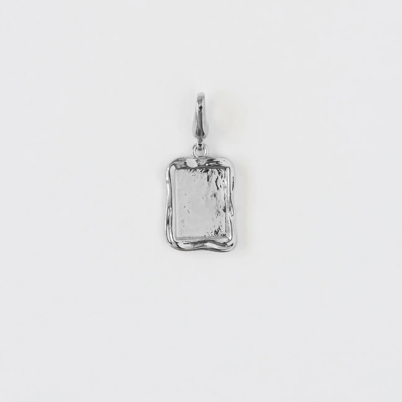 Isabel Portrait Pendant - Image 6