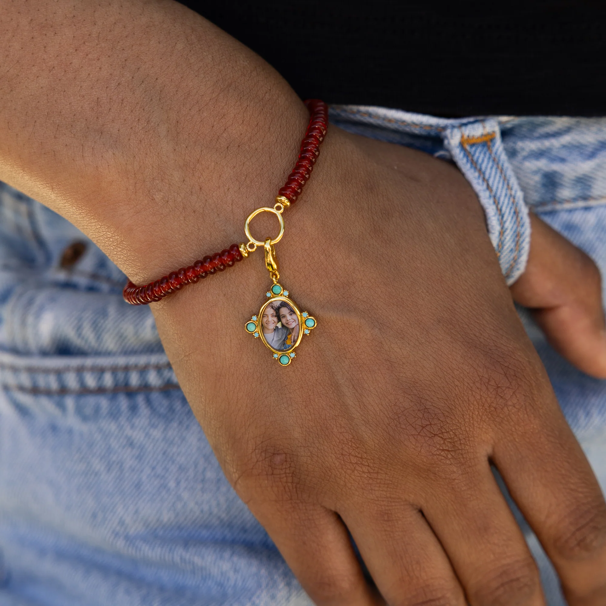 Sienna Red Agate Circle Bracelet - Image 3