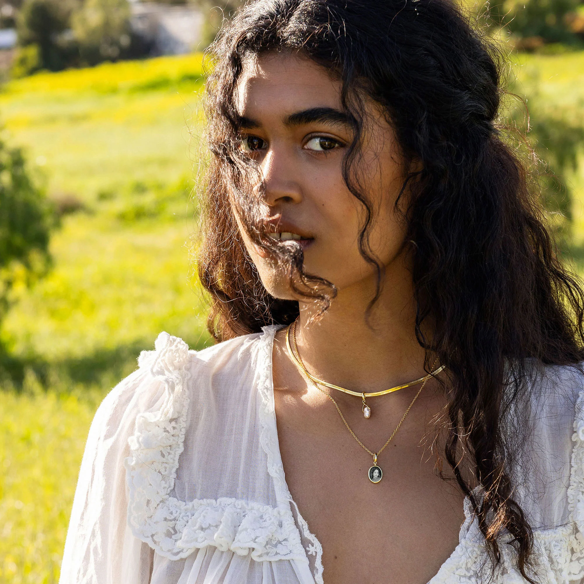Millie Simple Delicate Chain Necklace - Image 4